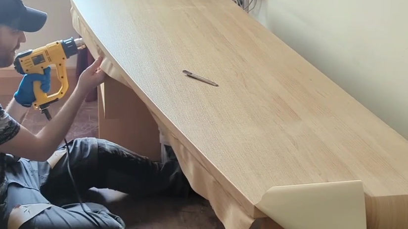 Hotel Dressing Table Wrap